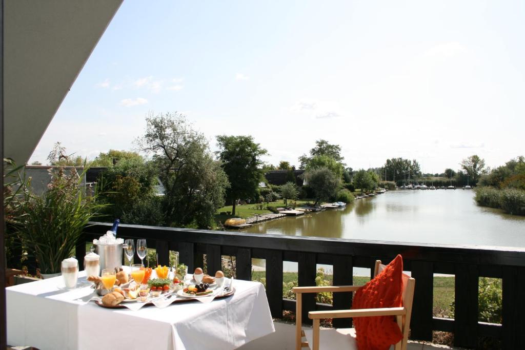 Hoteldorf Seepark Weiden Weiden am See Phòng bức ảnh