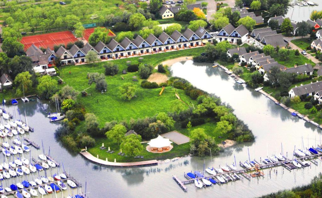 Hoteldorf Seepark Weiden Weiden am See Ngoại thất bức ảnh